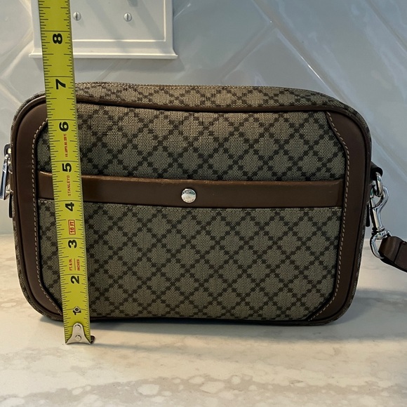 Authentic GUCCI Diamante Clutch Bag - Picture 11 of 15